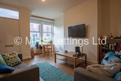 Thumbnail photo of 3 Bedroom Mid Terraced House in 59 Beechwood Mount, Leeds, LS4 2NQ
