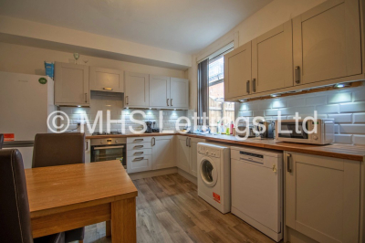 Thumbnail photo of 4 Bedroom Mid Terraced House in 12 Hessle Mount, Leeds, LS6 1EP