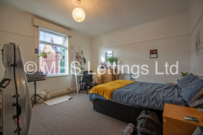 Thumbnail photo of 4 Bedroom Mid Terraced House in 9 Beechwood View, Leeds, LS4 2LP