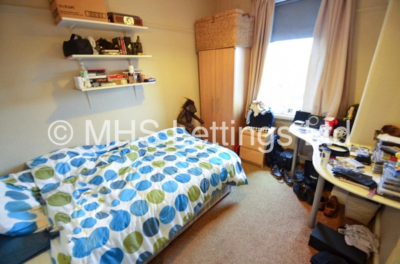 Thumbnail photo of 4 Bedroom Mid Terraced House in 9 Beechwood View, Leeds, LS4 2LP