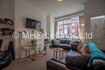 Thumbnail photo of 4 Bedroom Mid Terraced House in 9 Beechwood View, Leeds, LS4 2LP