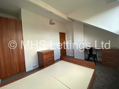 Thumbnail photo of 4 Bedroom End Terraced House in 24 Newport View, Leeds, LS6 3BX