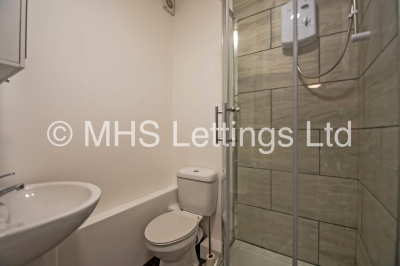 Thumbnail photo of 4 Bedroom End Terraced House in 2 Talbot Mount, Leeds, LS4 2PF
