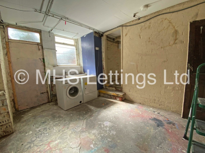 Thumbnail photo of 4 Bedroom End Terraced House in 2 Talbot Mount, Leeds, LS4 2PF