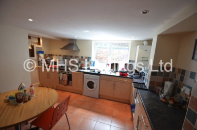 Thumbnail photo of 6 Bedroom Mid Terraced House in 15 Stanmore Road, Leeds, LS4 2RU