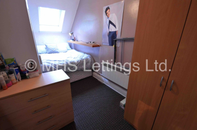 Thumbnail photo of 1 Bedroom Flat in Flat 5, 22 Brudenell Road, Leeds, LS6 1BD
