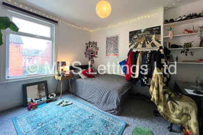 Thumbnail photo of 3 Bedroom Mid Terraced House in 15 Beamsley Grove, Leeds, LS6 1LA