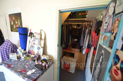 Thumbnail photo of 3 Bedroom Mid Terraced House in 15 Beamsley Grove, Leeds, LS6 1LA