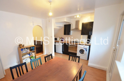 Thumbnail photo of 2 Bedroom Mid Terraced House in 9 Park View Avenue, Leeds, LS4 2LH