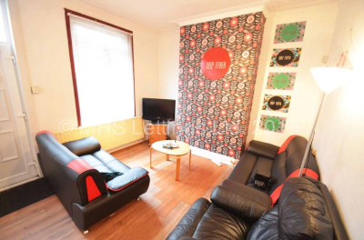 Thumbnail photo of 4 Bedroom Mid Terraced House in 85 Harold Grove, Leeds, LS6 1LB