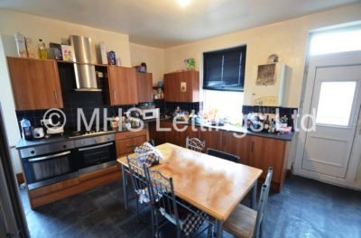 Thumbnail photo of 8 Bedroom End Terraced House in 1 Hill Top Street, Leeds, LS6 1NW