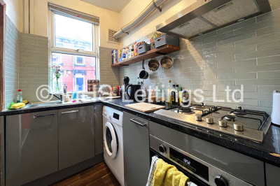 Thumbnail photo of 2 Bedroom Mid Terraced House in 20 Thornville Terrace, Leeds, LS6 1JT