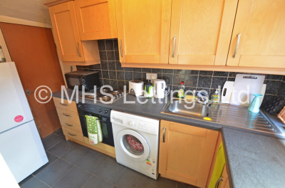 Thumbnail photo of 2 Bedroom Mid Terraced House in 42 Harold Street, Leeds, LS6 1PL