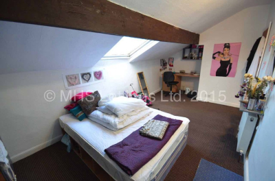 Thumbnail photo of 8 Bedroom Mid Terraced House in 10 Ash Grove, Leeds, LS6 1AY