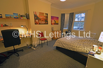 Thumbnail photo of 7 Bedroom End Terraced House in 1 Richmond Mount, Leeds, LS6 1DG