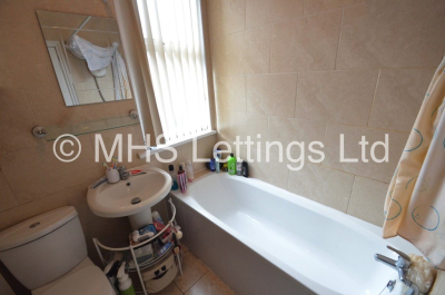 Thumbnail photo of 5 Bedroom Mid Terraced House in 23 Hessle Mount, Leeds, LS6 1EP