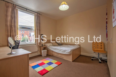 Thumbnail photo of 4 Bedroom Mid Terraced House in 90 Royal Park Road, Leeds, LS6 1JJ
