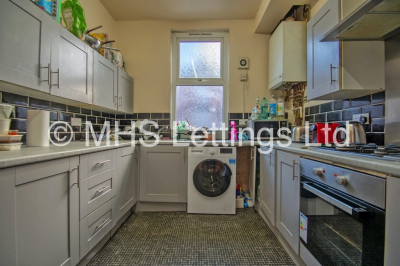 Thumbnail photo of 6 Bedroom Mid Terraced House in 97 Brudenell Road, Leeds, LS6 1JD