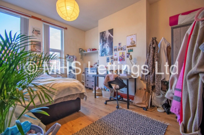 Thumbnail photo of 6 Bedroom Mid Terraced House in 97 Brudenell Road, Leeds, LS6 1JD