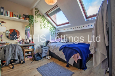 Thumbnail photo of 6 Bedroom Mid Terraced House in 97 Brudenell Road, Leeds, LS6 1JD