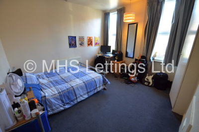 Thumbnail photo of 4 Bedroom Mid Terraced House in 14 Mayville Street, Leeds, LS6 1ND