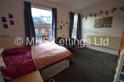 Thumbnail photo of 6 Bedroom Mid Terraced House in 18 Hessle Mount, Leeds, LS6 1EP