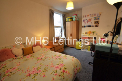 Thumbnail photo of 6 Bedroom Mid Terraced House in 18 Hessle Mount, Leeds, LS6 1EP