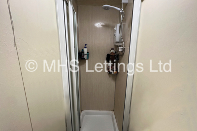 Thumbnail photo of 3 Bedroom Apartment in Flat 18, Welton Road, Leeds, LS6 1EE