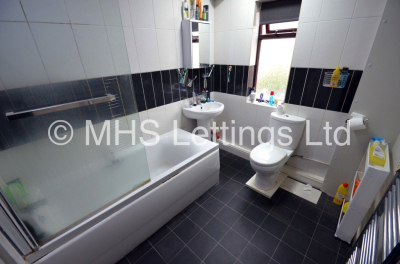 Thumbnail photo of 3 Bedroom Mid Terraced House in 11 Hessle Road, Leeds, LS6 1EH