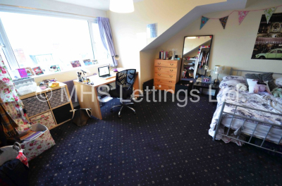 Thumbnail photo of 6 Bedroom Mid Terraced House in 32 Ebor Place, Leeds LS6 1NR