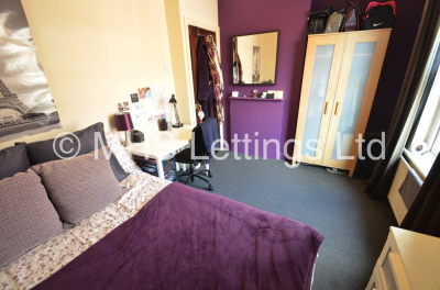 Thumbnail photo of 4 Bedroom Detached House in 7 Welton Grove, Leeds, LS6 1ES