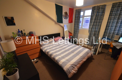 Thumbnail photo of 8 Bedroom Mid Terraced House in 9 Brudenell Avenue, Leeds, LS6 1HD