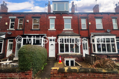 Thumbnail photo of 6 Bedroom Mid Terraced House in 16 Newport Gardens, Leeds, LS6 3DA