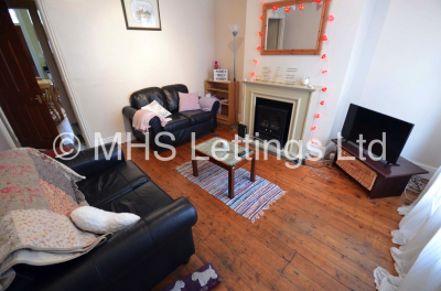 Thumbnail photo of 3 Bedroom End Terraced House in 29 Welton Grove, Leeds, LS6 1ES