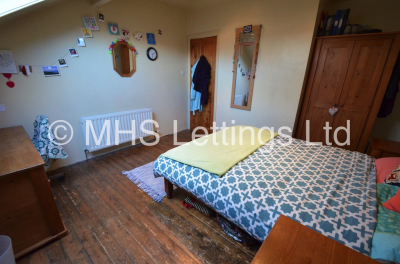 Thumbnail photo of 3 Bedroom Mid Terraced House in 13 Welton Mount, Leeds, LS6 1ET