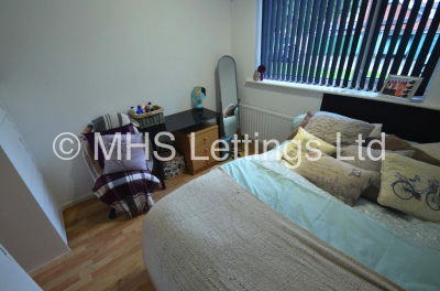 Thumbnail photo of 3 Bedroom Ground Floor Flat in 15 The Poplars, Leeds, LS6 2BT