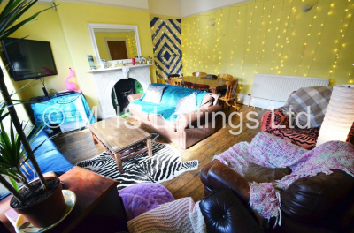 Thumbnail photo of 8 Bedroom Mid Terraced House in 41 Regent Park Terrace, Leeds, LS6 2AX