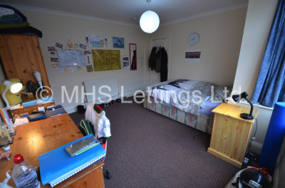 Thumbnail photo of 5 Bedroom Semi-Detached House in 7 Newport View, Leeds, LS6 3BX