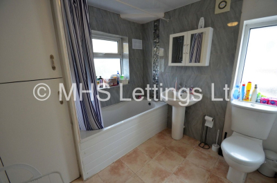 Thumbnail photo of 5 Bedroom Semi-Detached House in 7 Newport View, Leeds, LS6 3BX