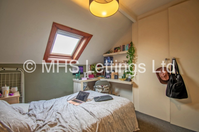 Thumbnail photo of 4 Bedroom End Terraced House in 4 Broomfield View, Leeds, LS6 3DH