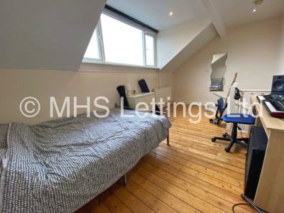 Thumbnail photo of 3 Bedroom Mid Terraced House in 5 Lumley Avenue, Leeds, LS4 2LR