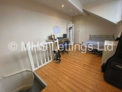 Thumbnail photo of 3 Bedroom Mid Terraced House in 5 Lumley Avenue, Leeds, LS4 2LR