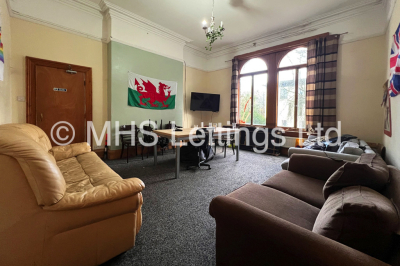 Thumbnail photo of 3 Bedroom Apartment in Flat 3, 2 St John's Terrace, Leeds, LS3 1DY