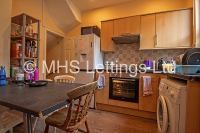 Thumbnail photo of 4 Bedroom Mid Terraced House in 47 Beechwood Mount, Leeds, LS4 2NQ