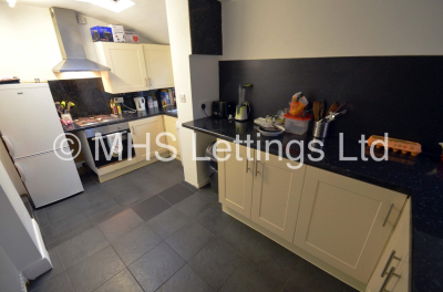 Thumbnail photo of 5 Bedroom End Terraced House in 35 Estcourt Avenue, Leeds, LS6 3ET