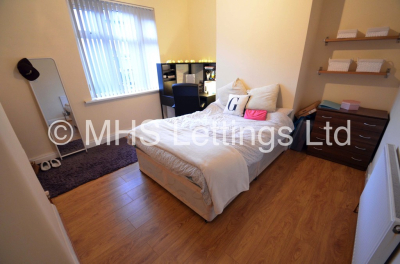 Thumbnail photo of 5 Bedroom End Terraced House in 35 Estcourt Avenue, Leeds, LS6 3ET