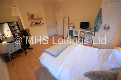 Thumbnail photo of 5 Bedroom End Terraced House in 35 Estcourt Avenue, Leeds, LS6 3ET