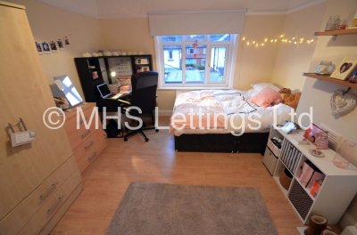 Thumbnail photo of 5 Bedroom End Terraced House in 35 Estcourt Avenue, Leeds, LS6 3ET