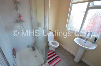 Thumbnail photo of 8 Bedroom Mid Terraced House in 26 Consort Terrace, Leeds, LS3 1ET