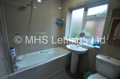 Thumbnail photo of 3 Bedroom Ground Floor Flat in 12 The Poplars, Leeds, LS6 2BT